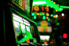 Live Baccarat ဂိမ်း dealer နှင့်အတူ